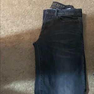 MENS 29x32 AMERICAN EAGLE JEANS